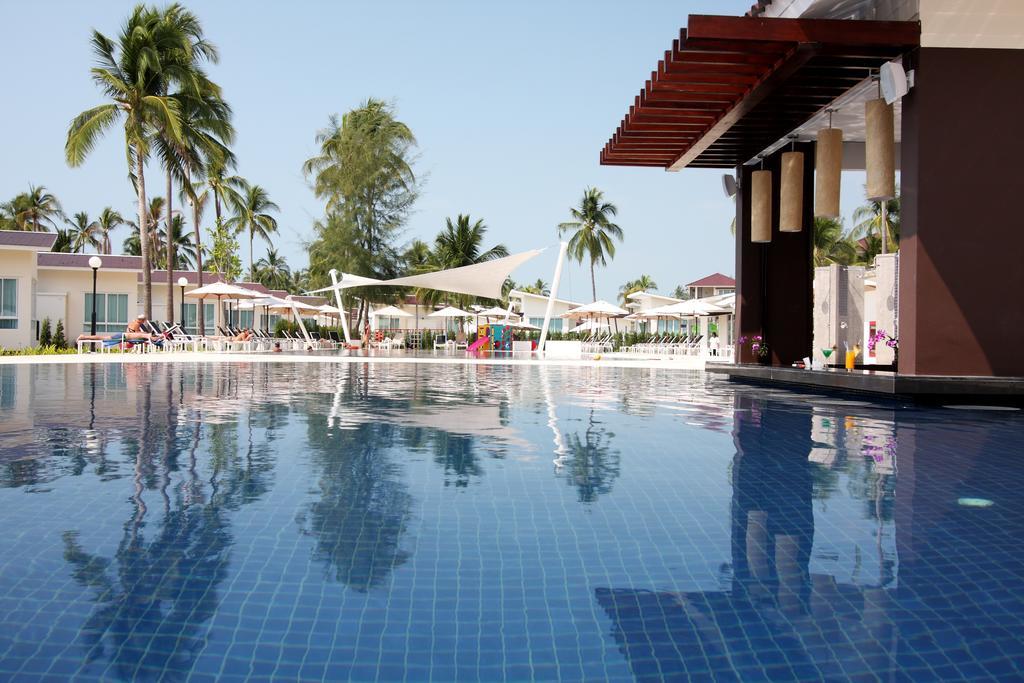 Kantary Beach Hotel Villas & Suites Khao Lak Exterior foto